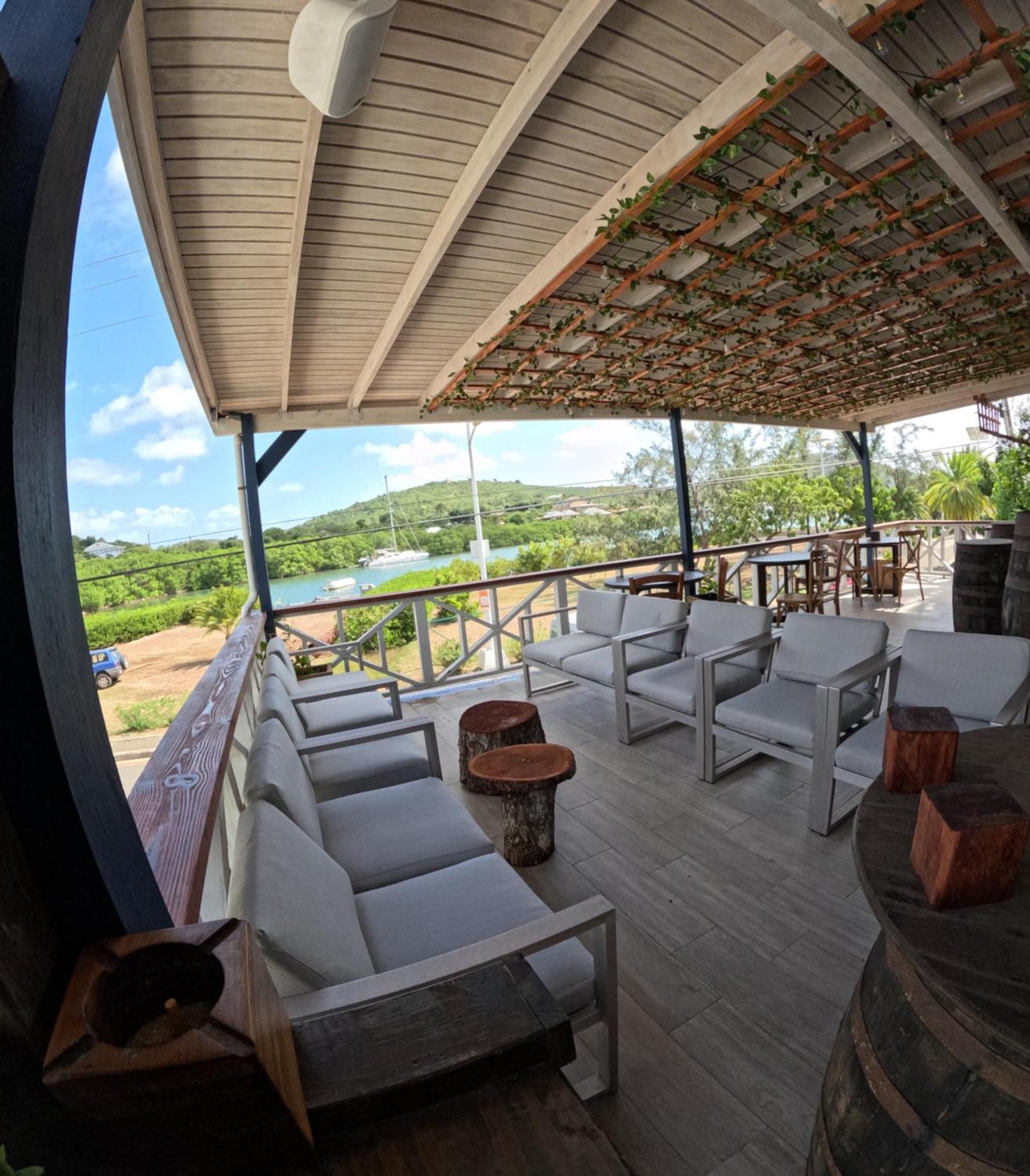 The Moxy Hotell English Harbour Exteriör bild