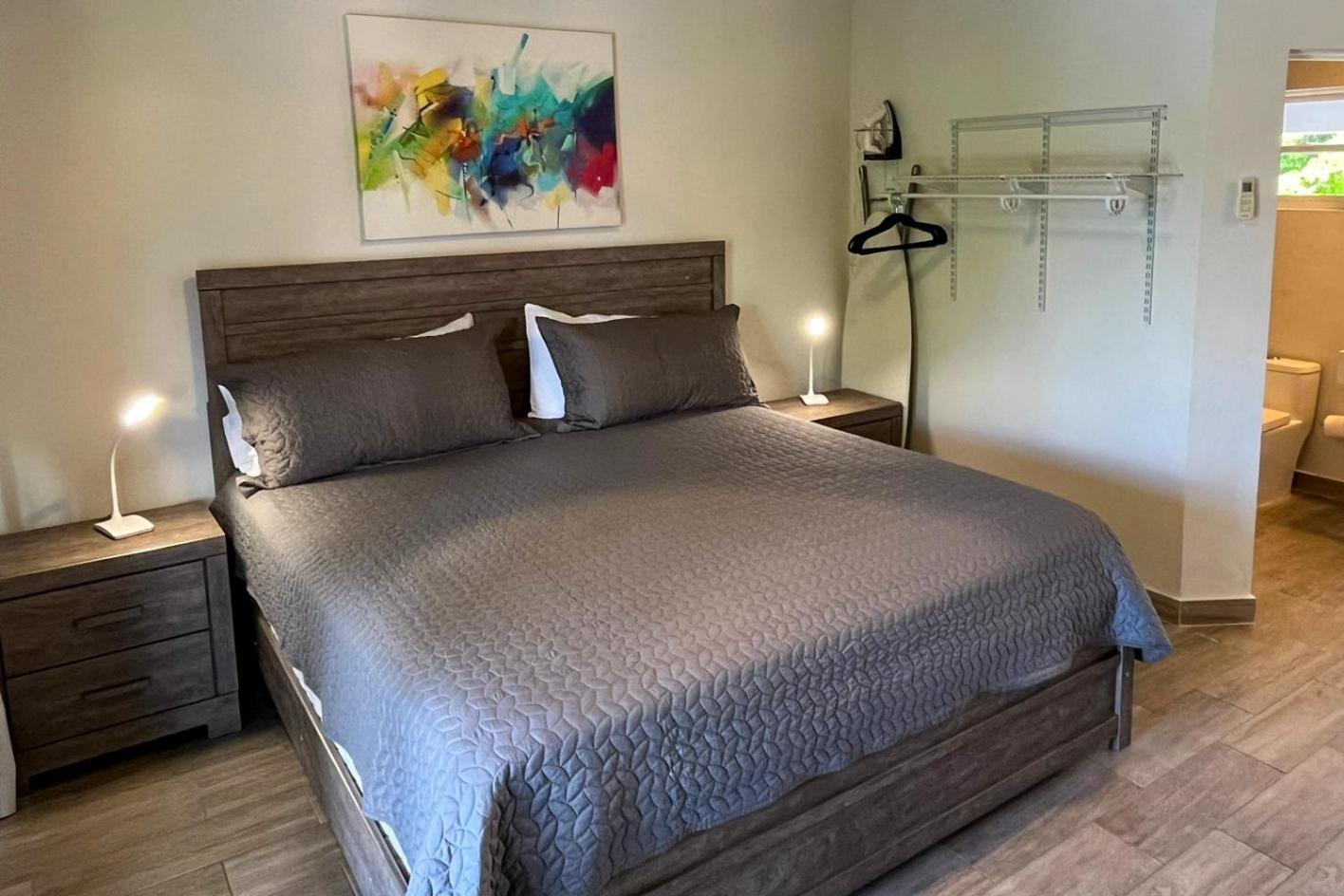 The Moxy Hotell English Harbour Exteriör bild